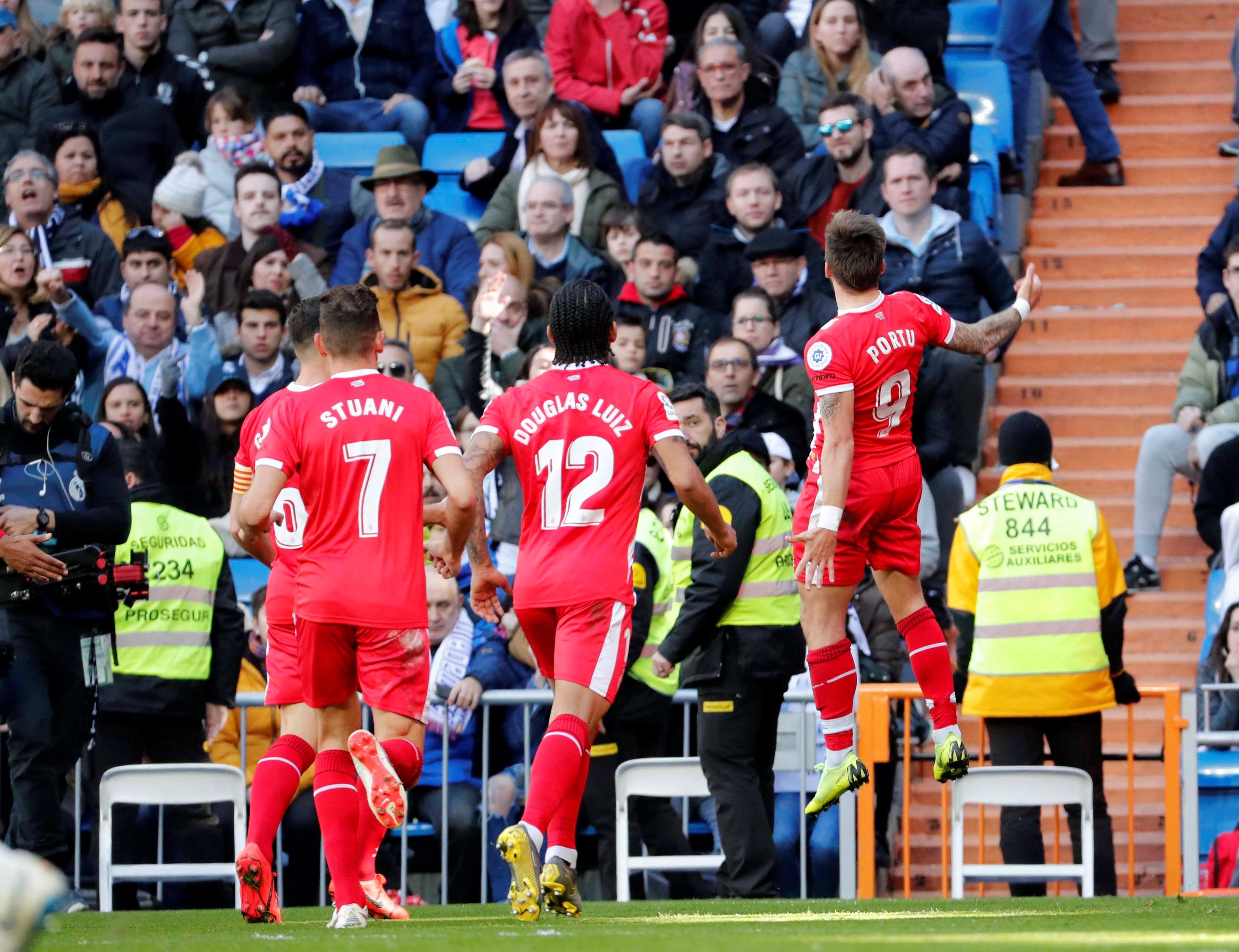 发球著称 发球著称