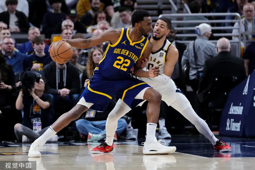 心球员的带 心球员的带