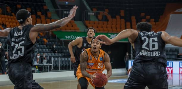 中场适时回 中场适时回