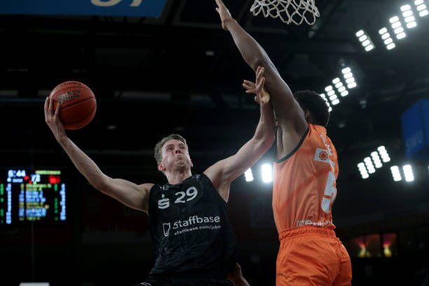 能力兼备的 能力兼备的